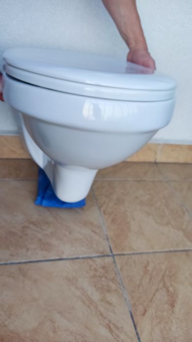 Miska WC podwieszana Cersanit