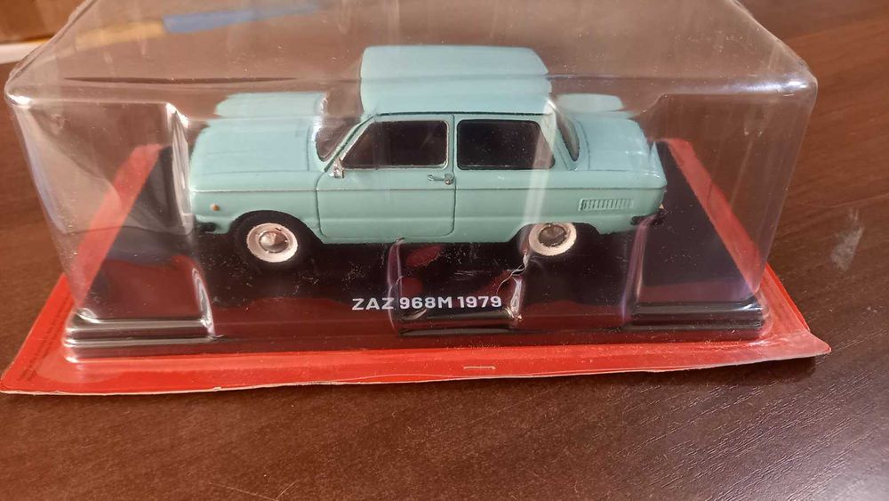Журнал Nezapomenutelna Auta №38 с моделью(1:24) ЗАЗ-968М Запорожец
