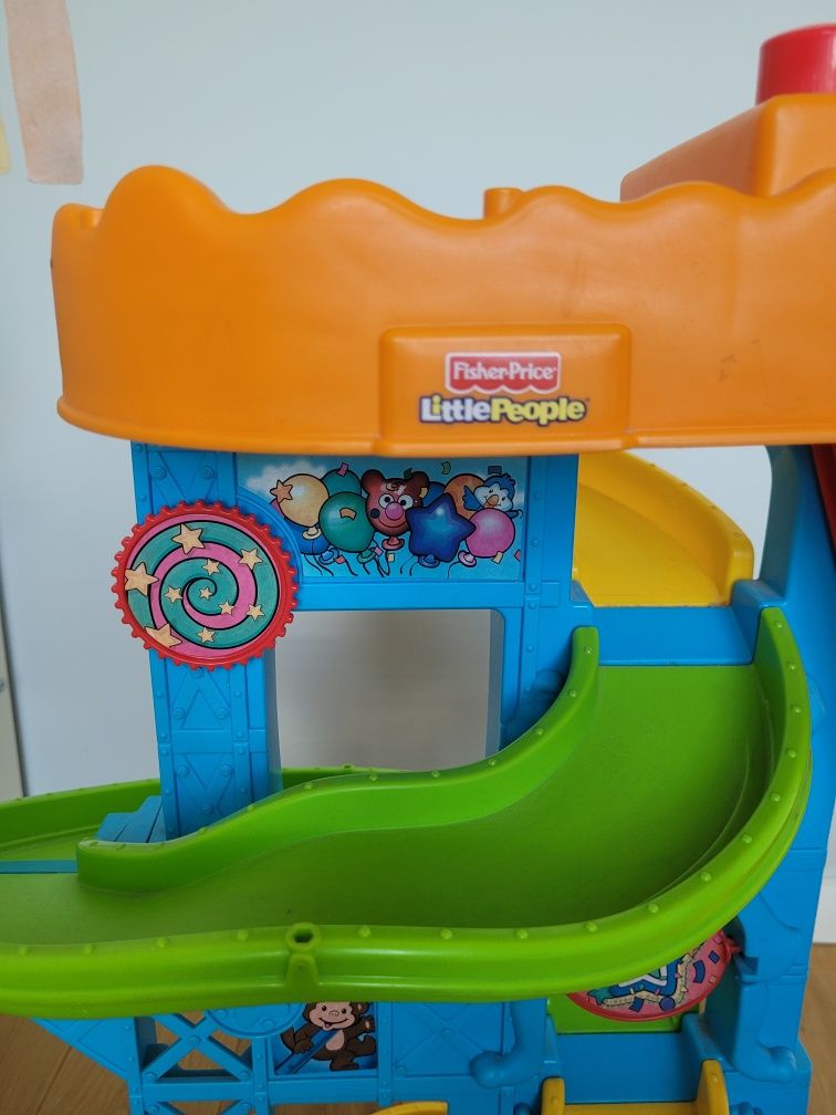 Zjeżdżalnia dla samochodzików fisher-price little people
