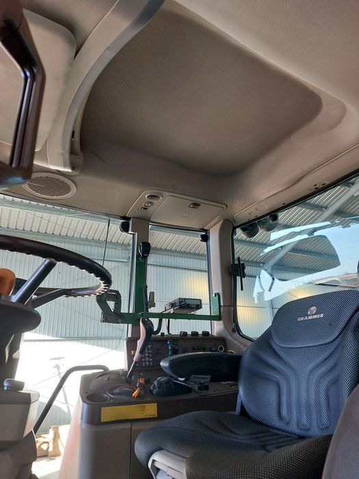 Ciagnik rolniczy John Deere 6820 powerquad