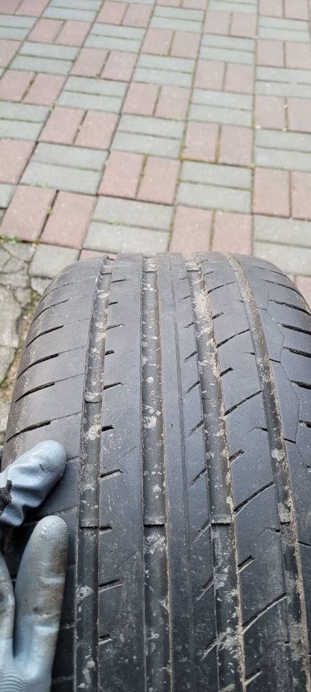 Opona Letnia Dębica Presto UHP2 225/45R17 2019r dobry bieżnik