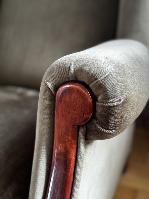 Fotel “berżera” elegancki i stylowy