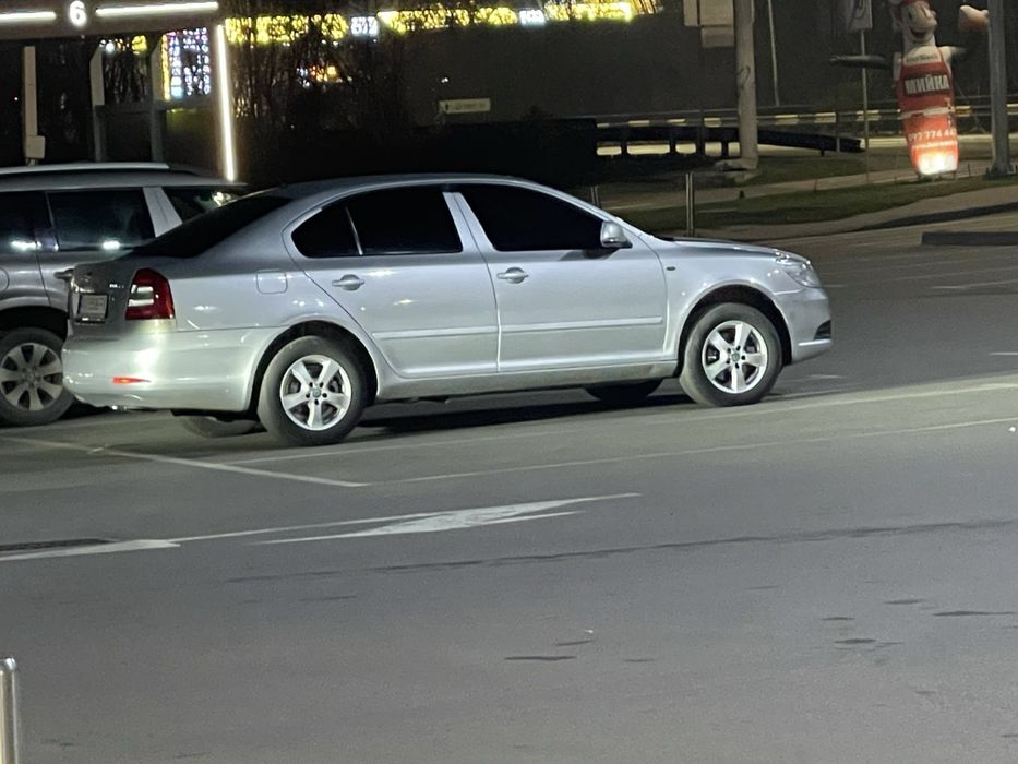 Продам Шкода октавія 2010