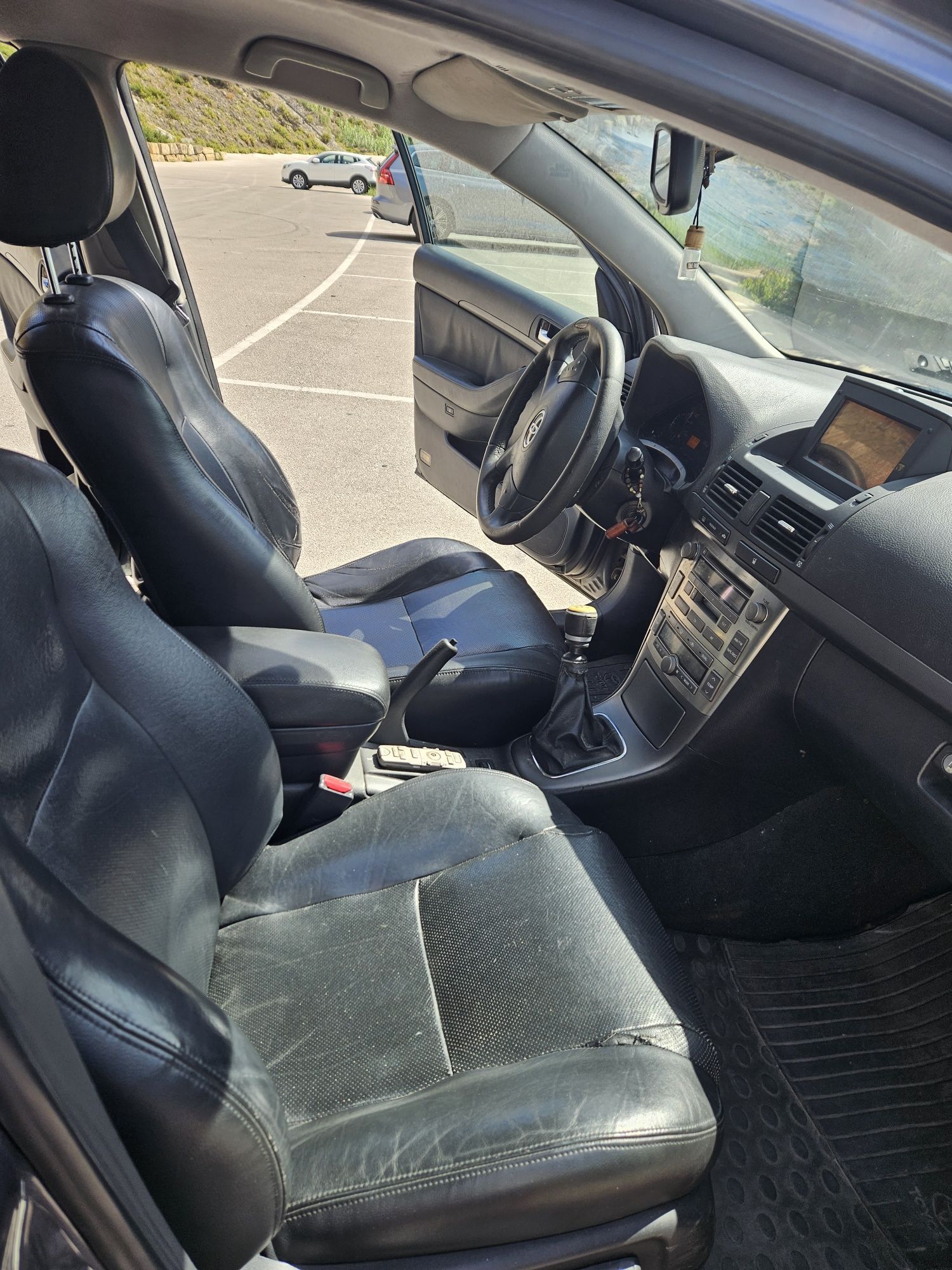 Toyota Avensis 2.2  150cv  D4D