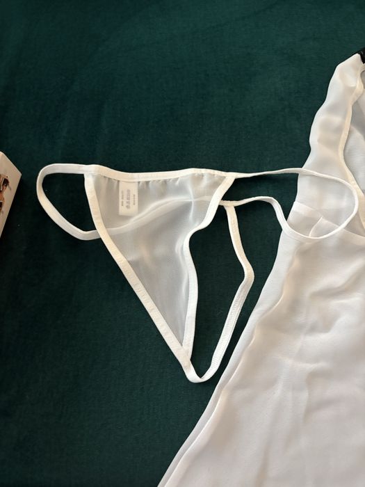 Komplet bielizny koszulka i majtki