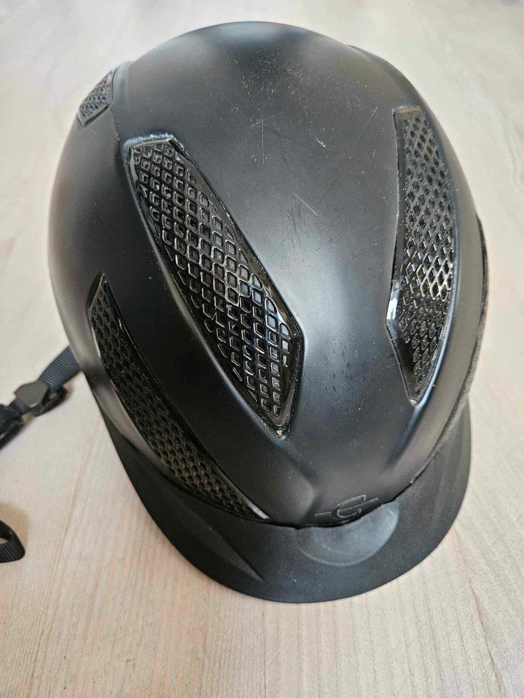 Kask jeździecki Covalliero Exite