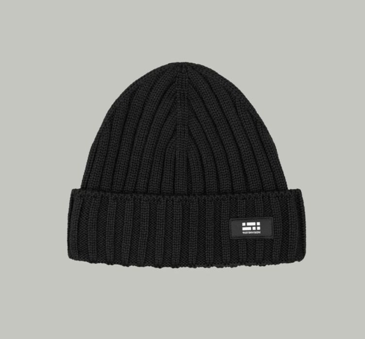 Шапка riotdivision чорна нова riot division