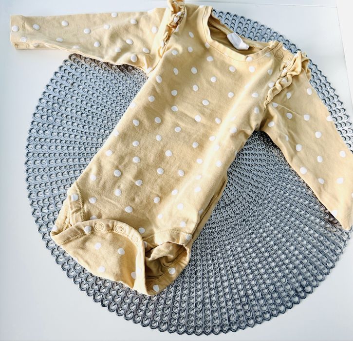 Komplet 74 kappahl body spodnie falbanki w kropki dziewczynka