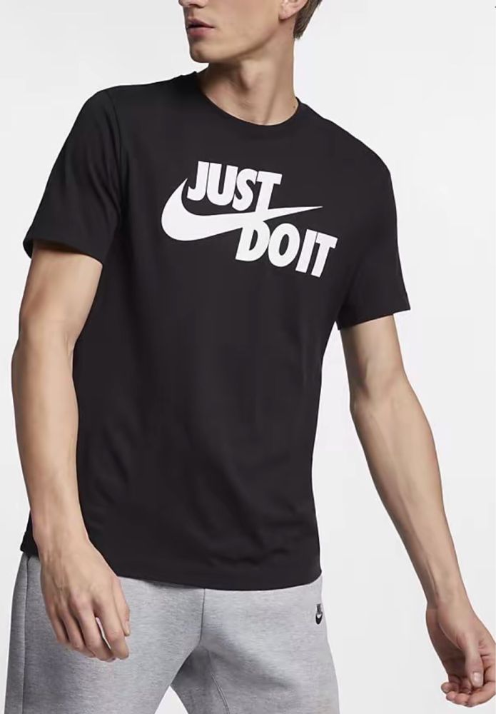 Оригінальна футболка Nike Sportswear Just Do It L