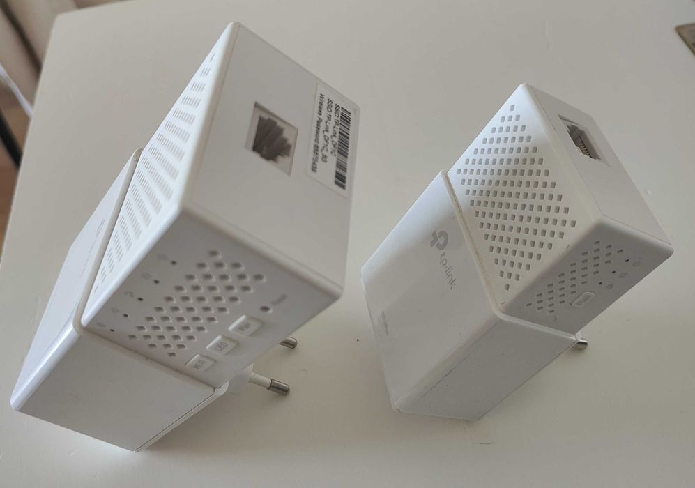 TP-link AV1000 GigaBit powerline Wi-Fi kit