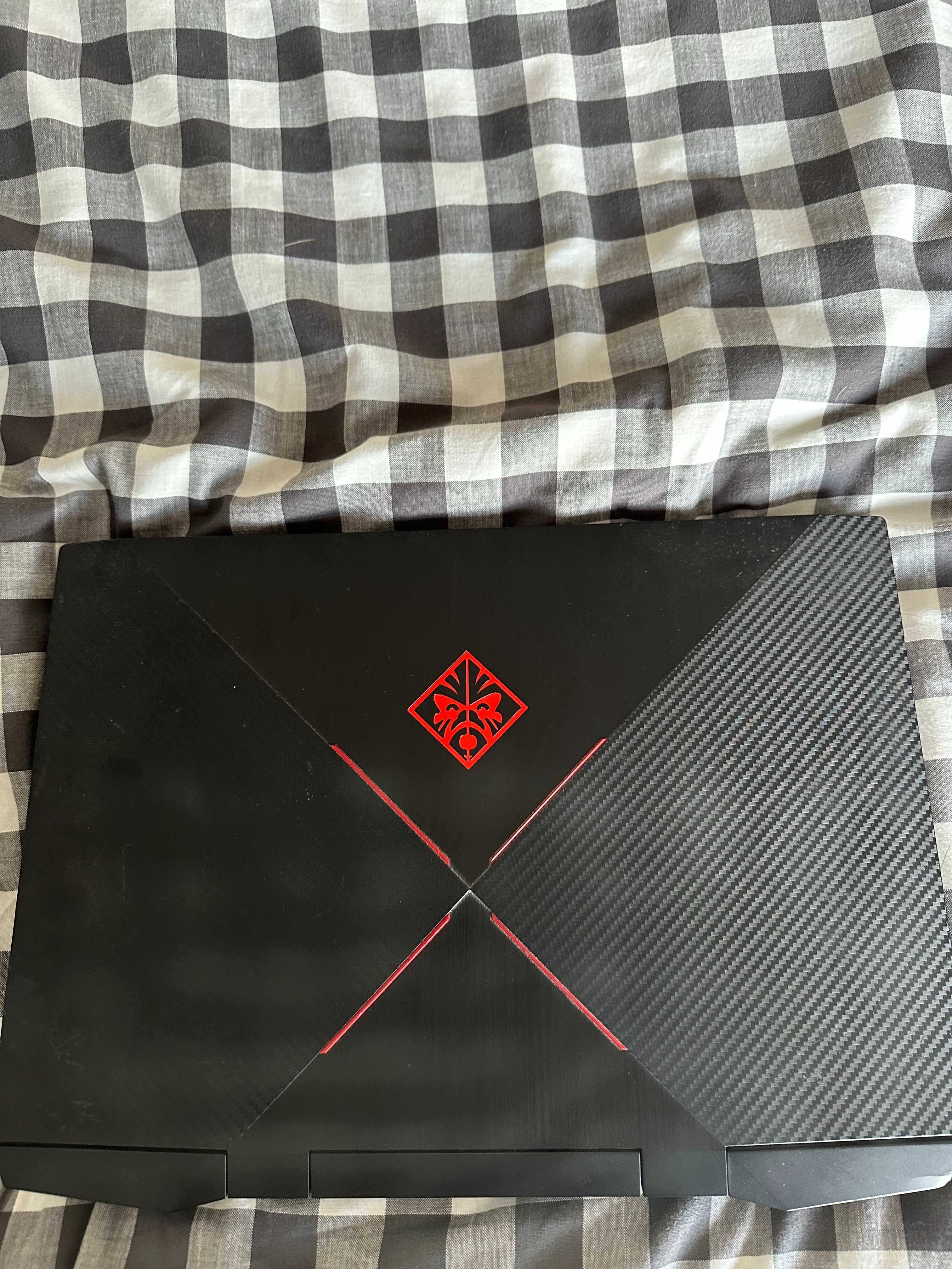 Portátil Gaming OMEN i7-8750; GTX 1060.