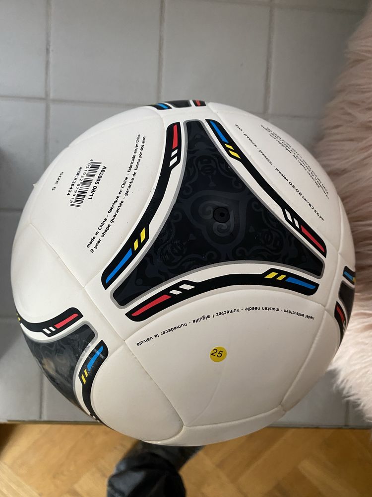 Piłka nożna Adidas Tango 12 EURO 2012