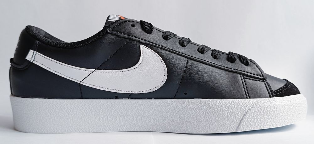 Nowe Nike Blazer low niskie buty czarne z białym znaczkiem rozmiar 38
