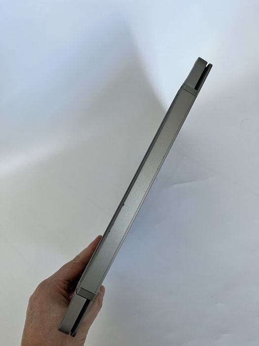 Dell latitude 7300 4g lte i7- 8665u 16gb ram 13.3inch Full hd ips
