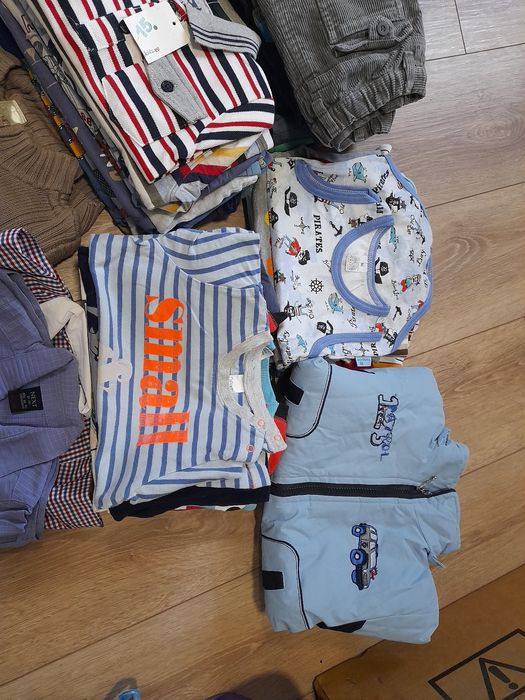 Paka 55 szt. ubranek r. 80. Chlopak