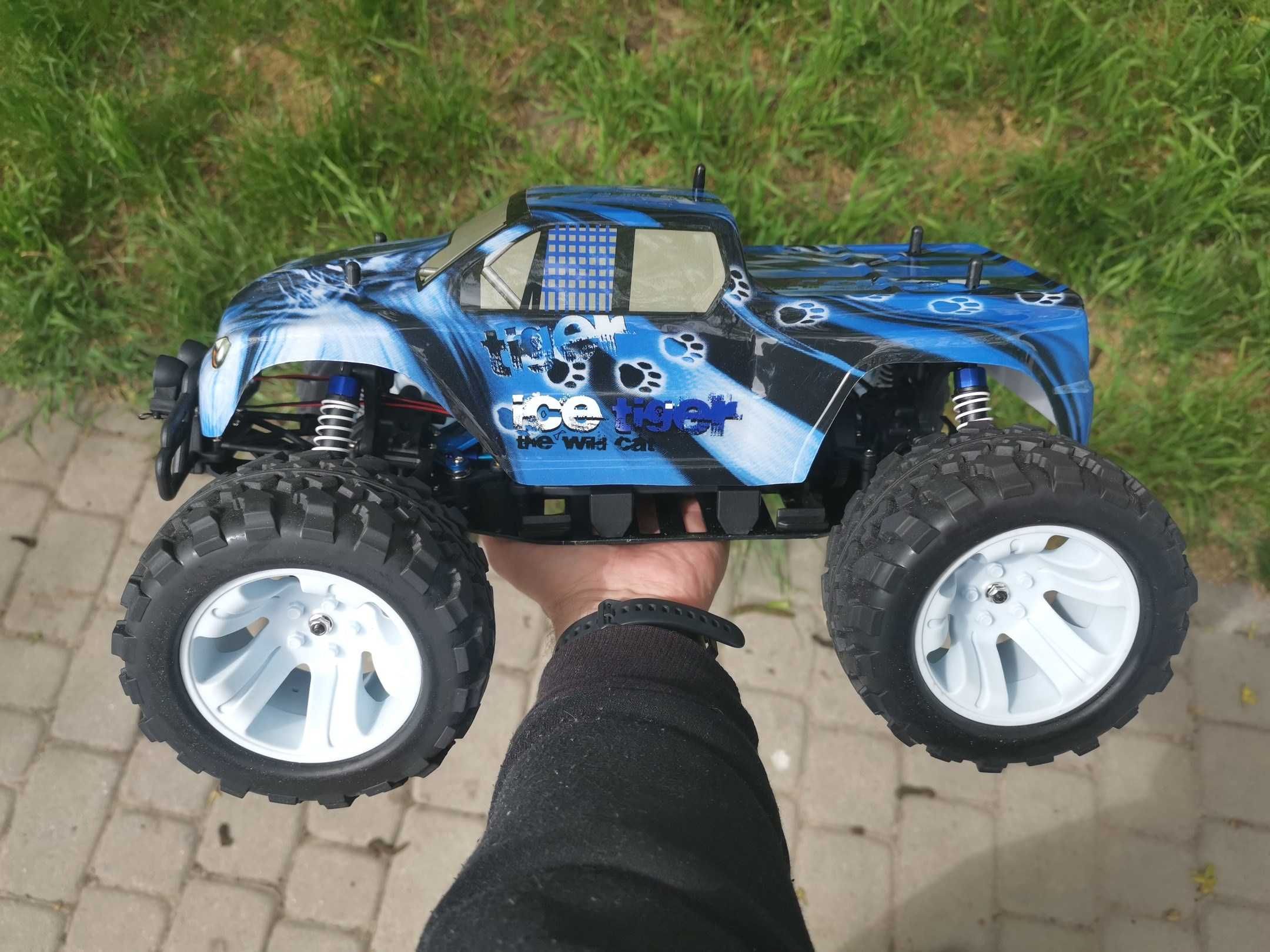 RC машинка Jamara Ice Tiger Brushless 1/10 безколекторна Нова