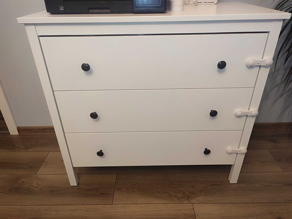 Biała komoda Koppang Ikea, 3 szuflady