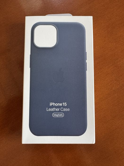Leather case iphone 15