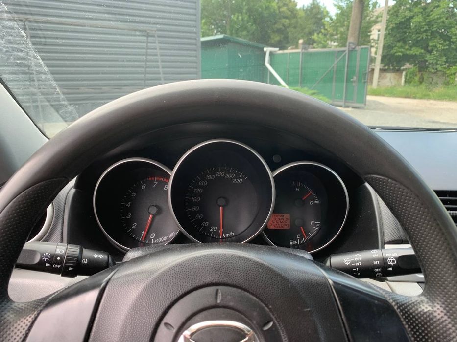 Mazda 3 1.3 2005р.