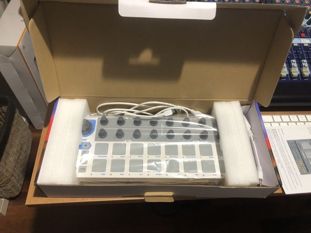 Arturia Beatstep