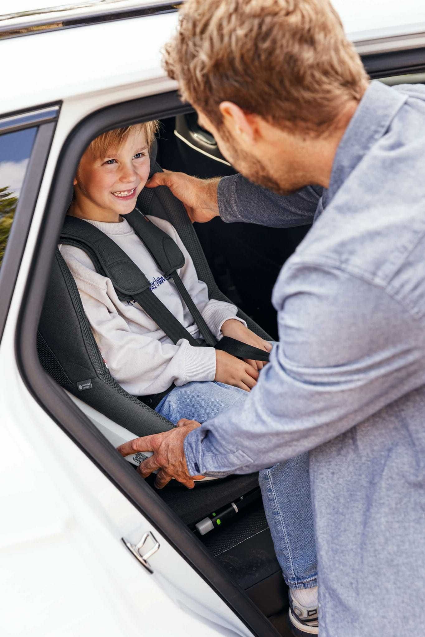 Fotelik Samochodowy BeSafe Beyond 360 Obrotowy Na Bazę ISOfix