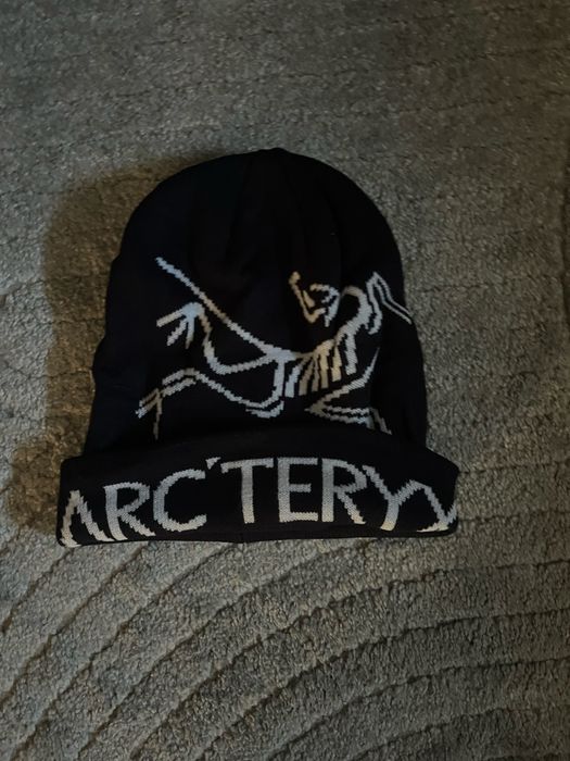 czapka arcteryx czarna