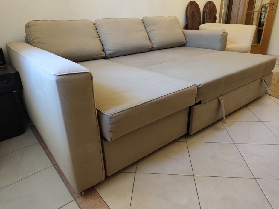Sofá-cama com chaise longue IKEA– Em excelente estado