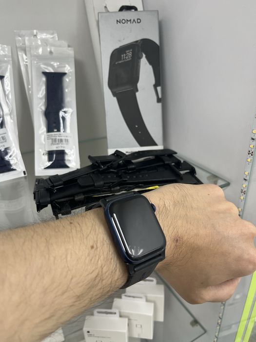 Ремінець Nomad Apple Watch 42 44 45 49 каучук шкіряний чорний сірий
