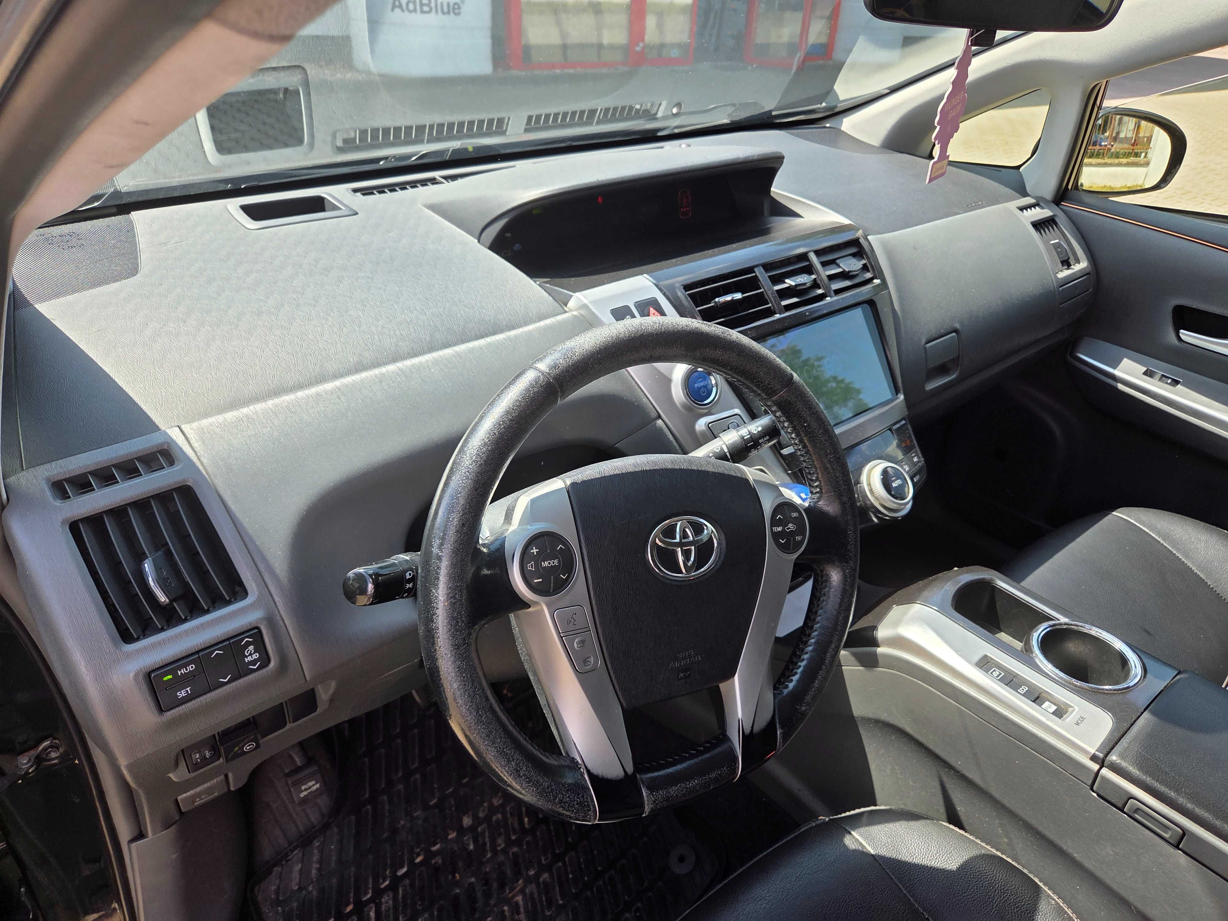 Toyota Prius+ plus