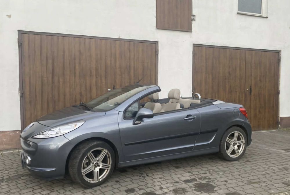Samochód osobowy Peugeot 207 CC