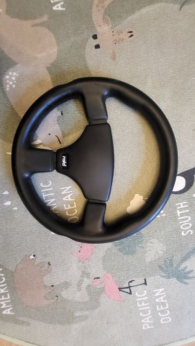 Kierownica sportowa Raid z nakładka 34cm. Momo nardi  personal