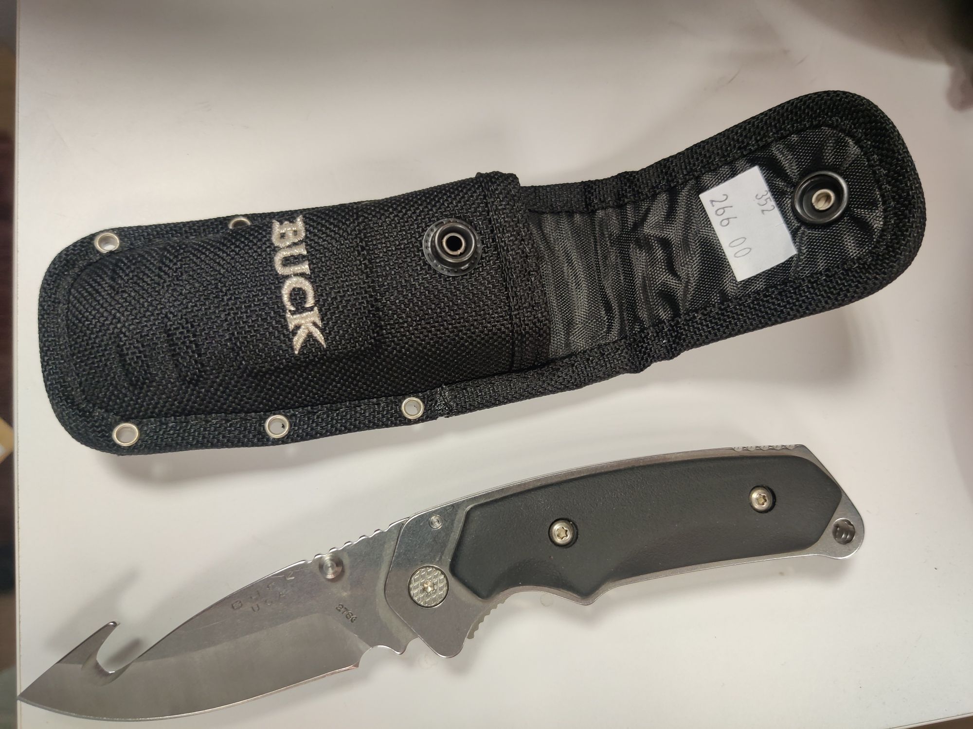 nóż Buck Alpha Hunter 278
