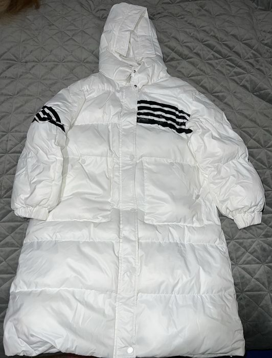 Курточка нова S-L
