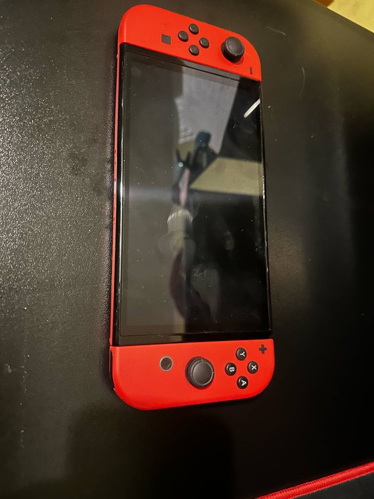 Nintendo switch OLED czerwone +gry