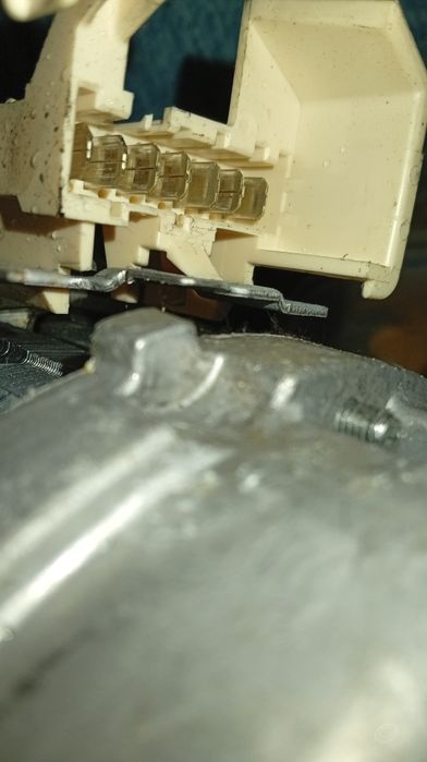 Двигун пральної машини