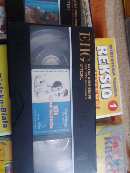 Kasety VHS 17 bajek i film