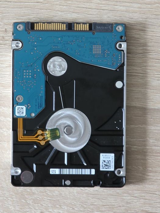 HDD 2,5" Seagate - idealny stan 2szt