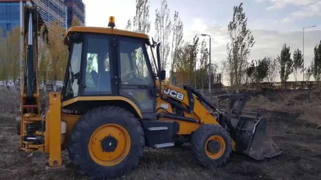 Послуги оренда екскаватора (Услуги,аренда экскаватора )jcb 3cx,jcb8030