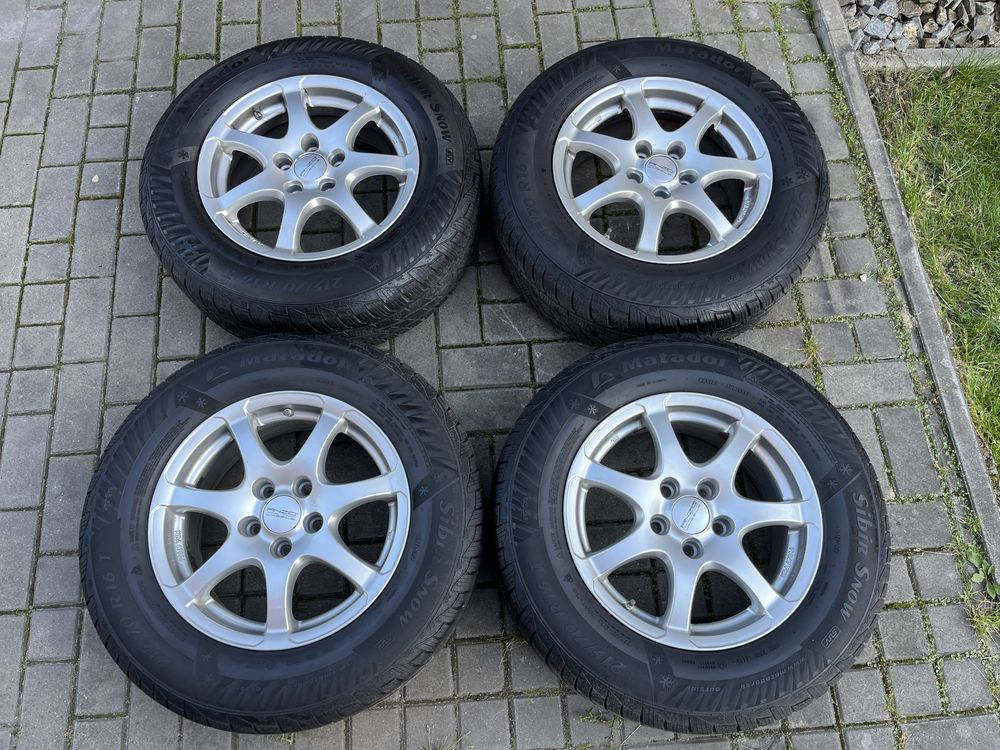 Koła felgi anzio 16 5x114,3 opony 215/70/16 nissan honda