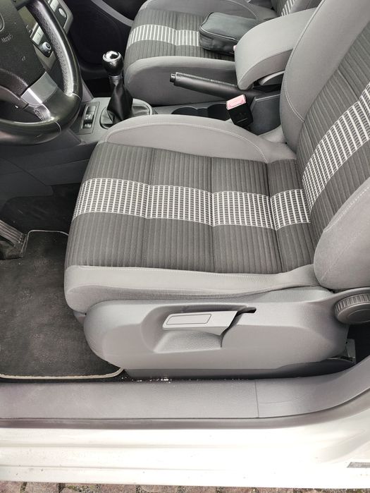 Фольксваген Тюран 2.0і