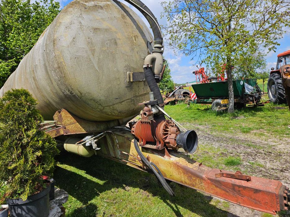 Beczka asenizacyjna HTS 10000,transport.