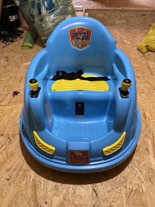 Elektryczny jeździk dla dzieci / autko zderzakowe (bumper car)