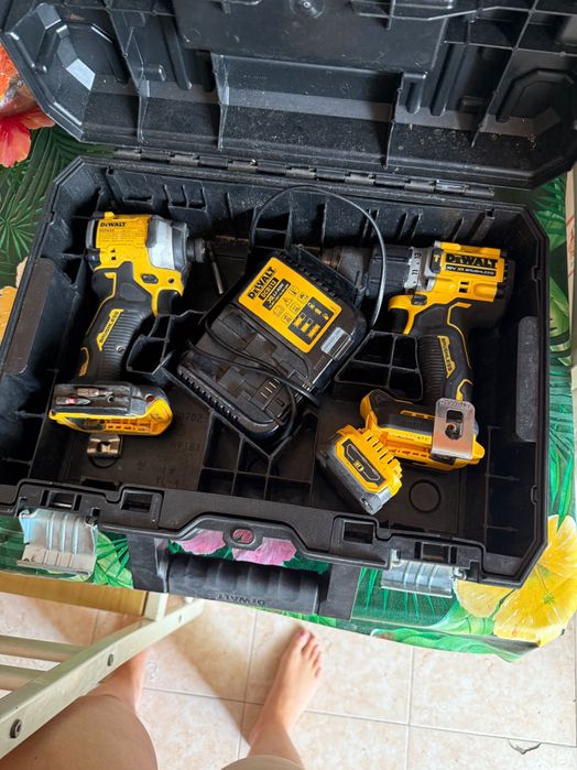 Máquina DeWalt como novas