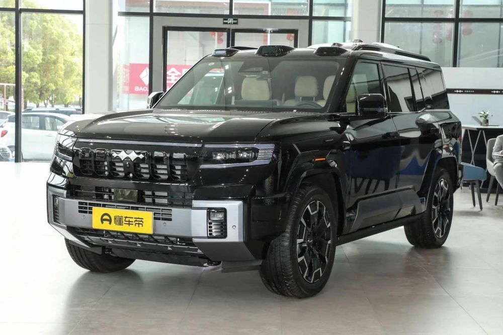 BYD Leopard 8 2025 Intelligent and Brave Flagship Edition 6 Seaters Auto Punkt