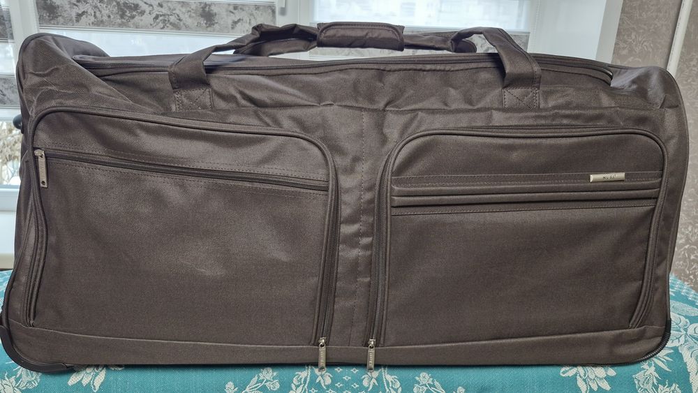 Сумка - валіза величезна велетень 140 літрів ! Paris LYS