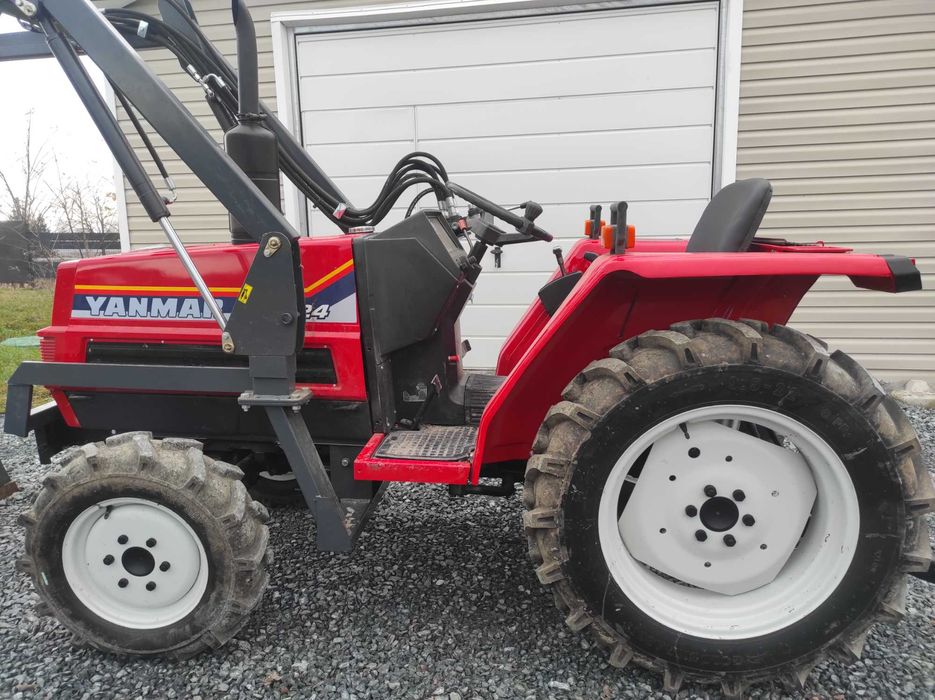 Mini Traktor Japoński  YANMAR FX24 25KM 4x4 WSPOMAGANIE TUR Traktor
