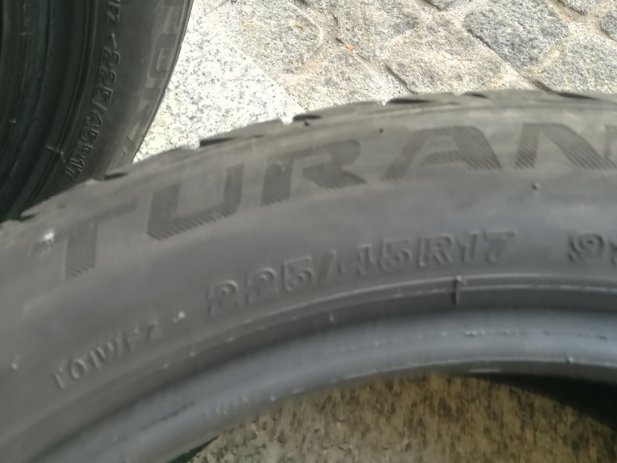 2 pneus 225 45 r17 Rft Bridgestone