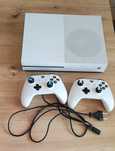 Xbox one s + 2 pad i 3 gry