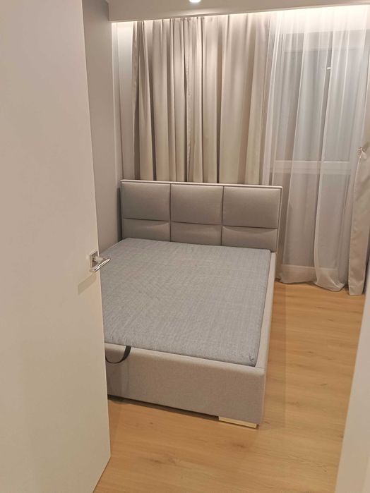 Sprzedam łóżko 160x200.