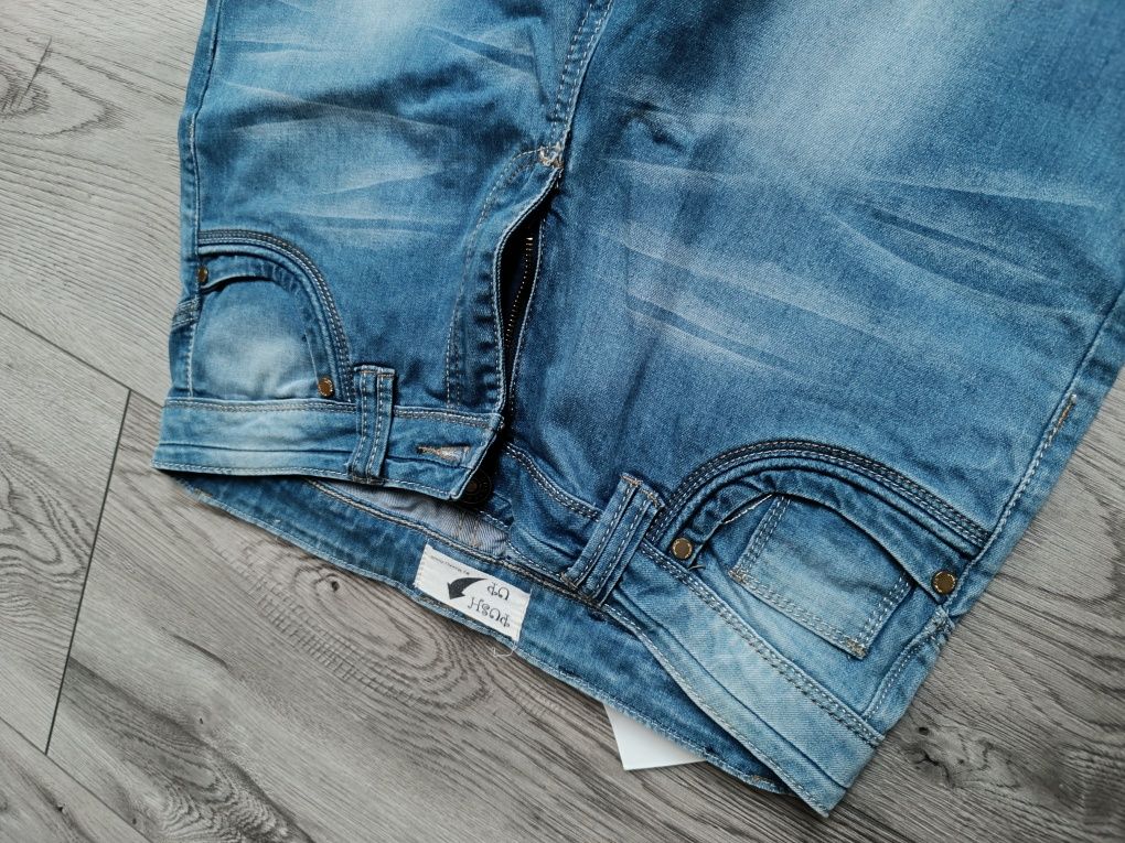 Spodnie jeans damskie